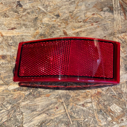 Original GM Opel Omega B Rückstrahler Reflektor Neu