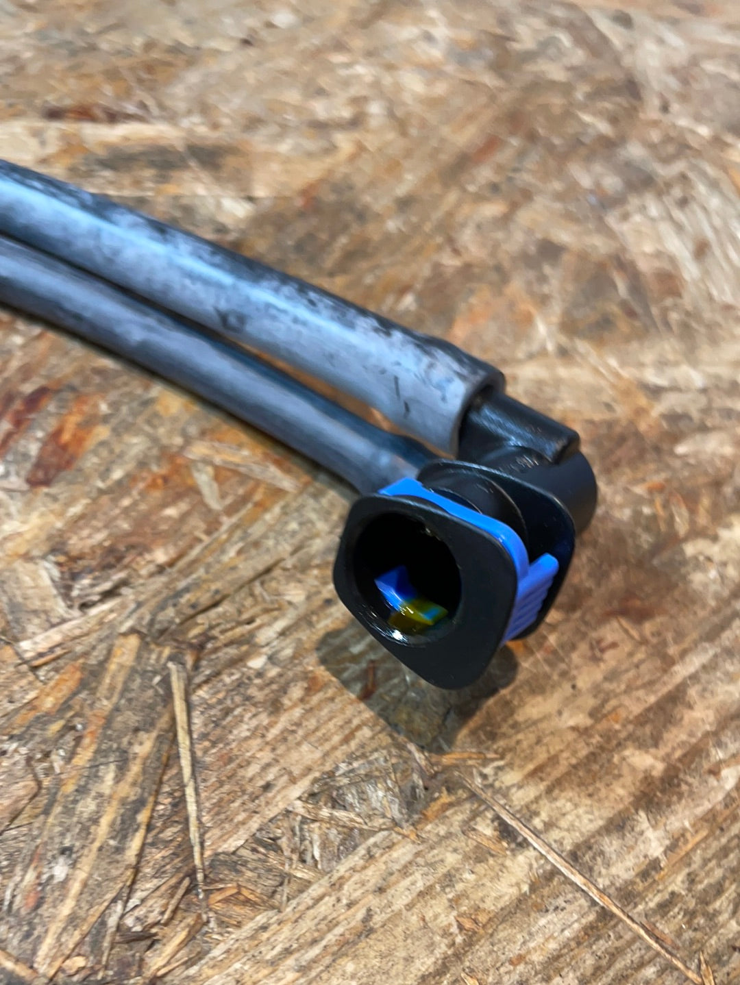 Original GM Opel Astra J Schlauch Scheinwerfer Reinigungsanlage Neu