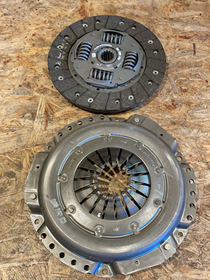 Original GM Opel Omega A 18NV Kupplungssatz Neu