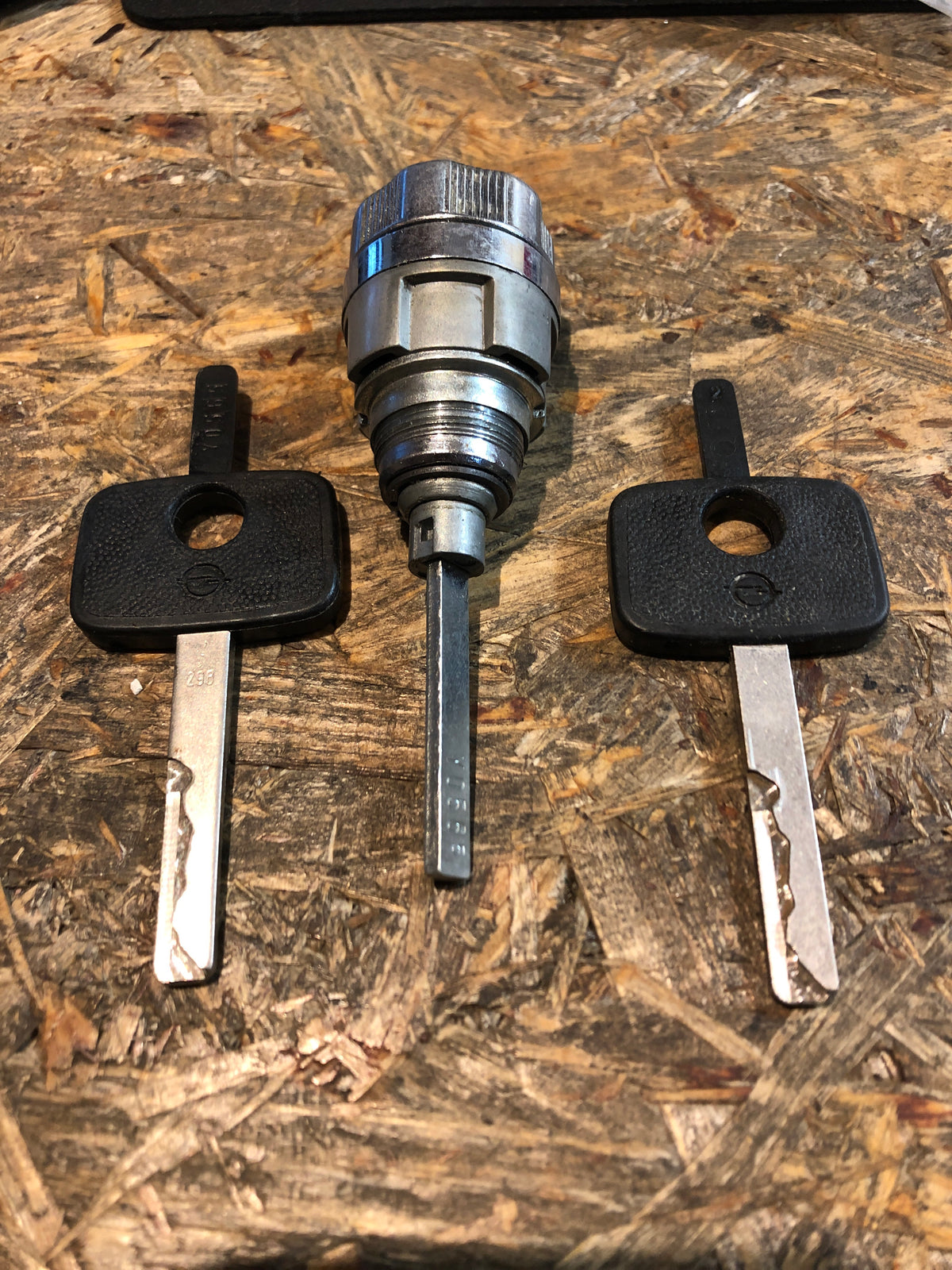 Original Opel Rekord E Commodore C Schließzylinder Kofferraum Neu