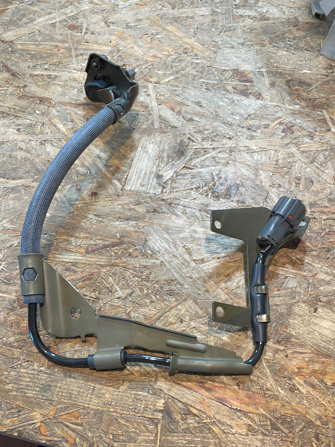 Original GM Opel Frontera B ABS Sensor vorne rechts Neu