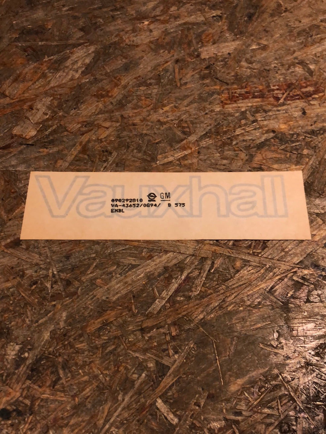Original GM Opel Omega A Schriftzug „Vauxhall“ hinten Neu