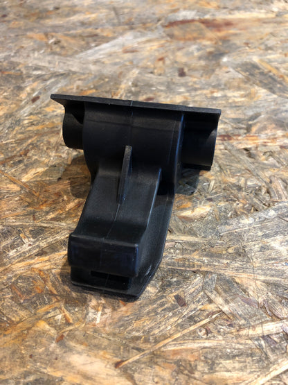 Original GM Opel Corsa C Stopfen Anhängerzugvorrichtung Neu