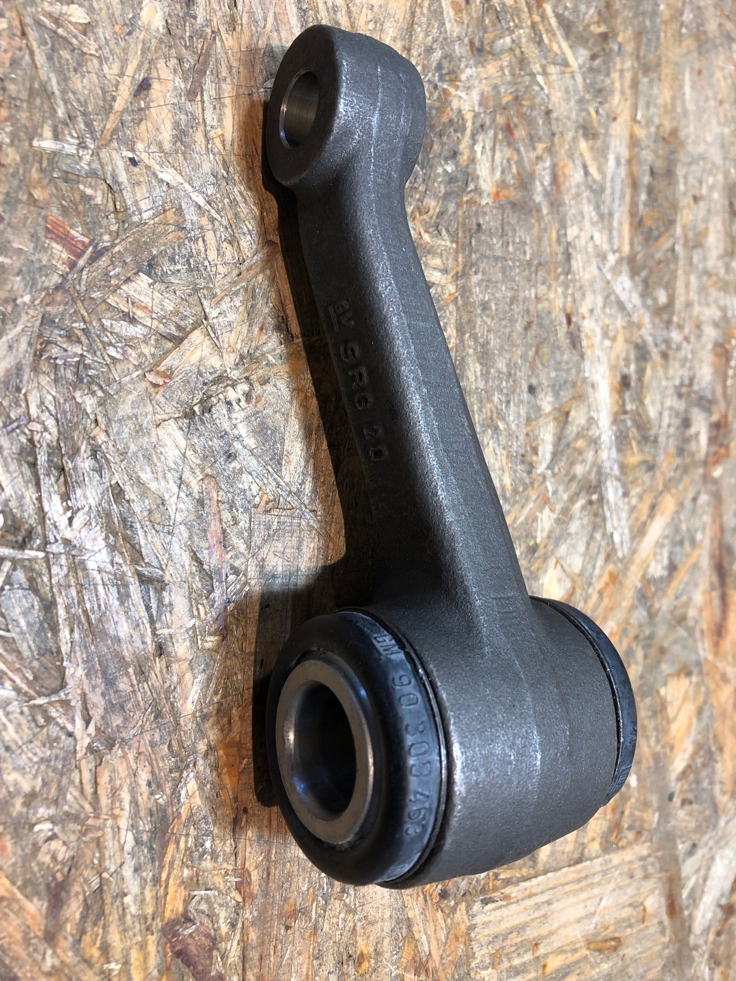 Original GM Opel Omega A Lenkzwischenhebel Neu