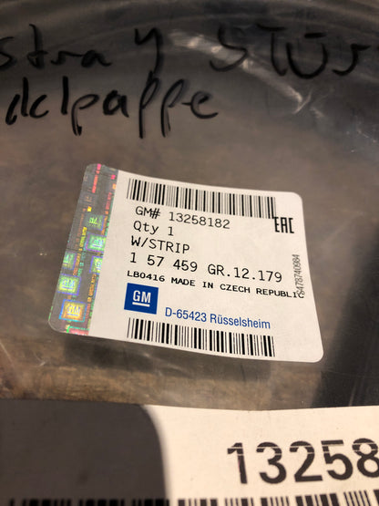 Original Opel Astra J Dichtung Heckklappe Neu