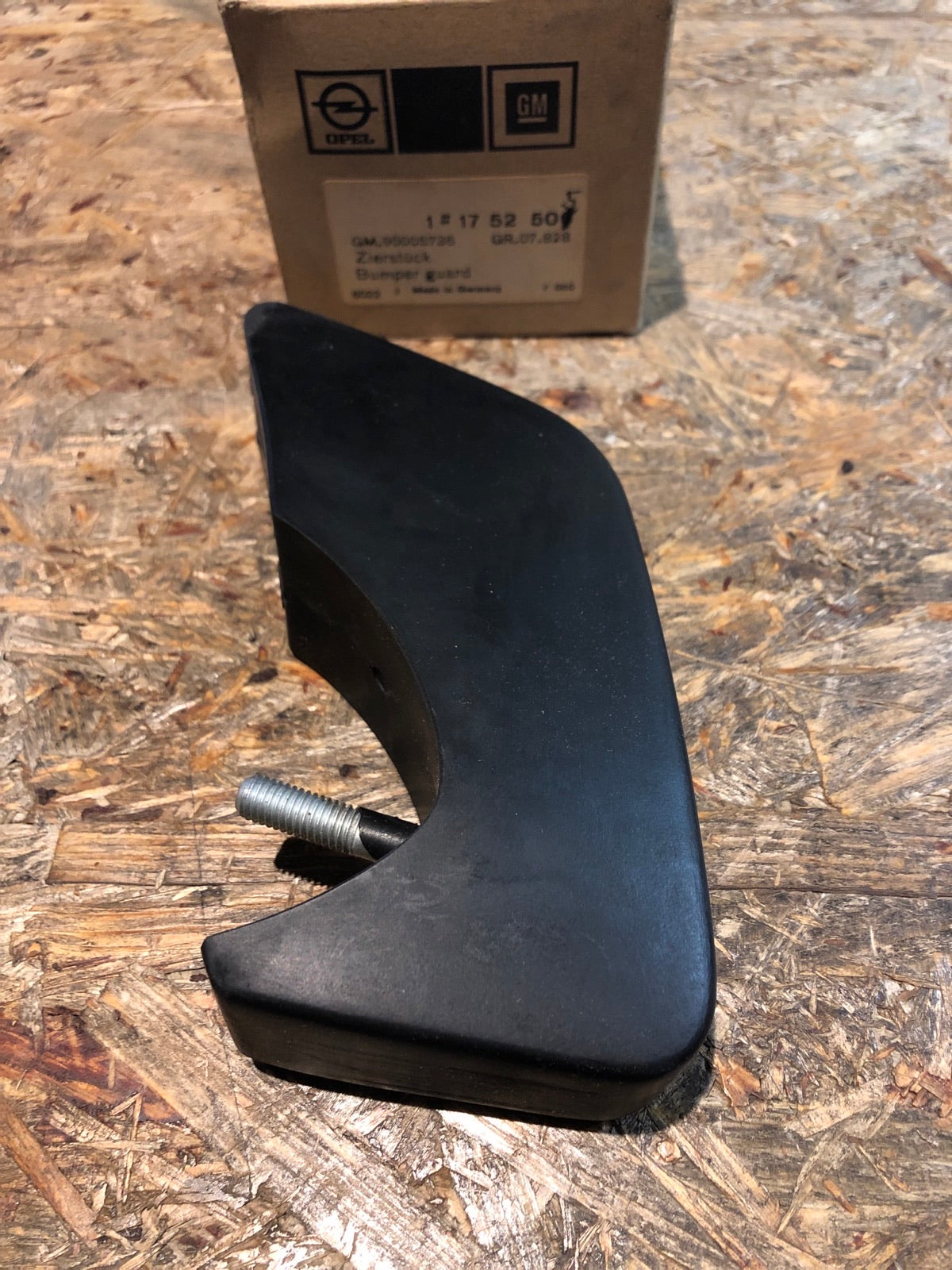 Original Opel Kadett Olympia Stoßstangenhorn Neu