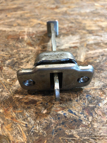 Original GM Opel Astra F Türbremse vorne links Neu