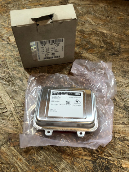 Original GM Opel Astra J Insignia A Steuergerät Xenon Neu