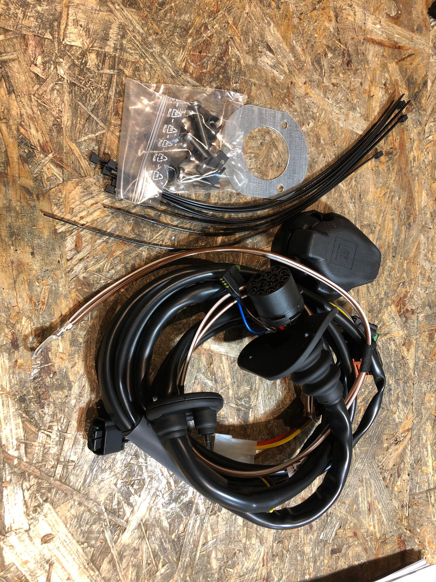 Original Opel Zafira A Vectra B Omega B Kabelsatz Anhängerkupplung Neu