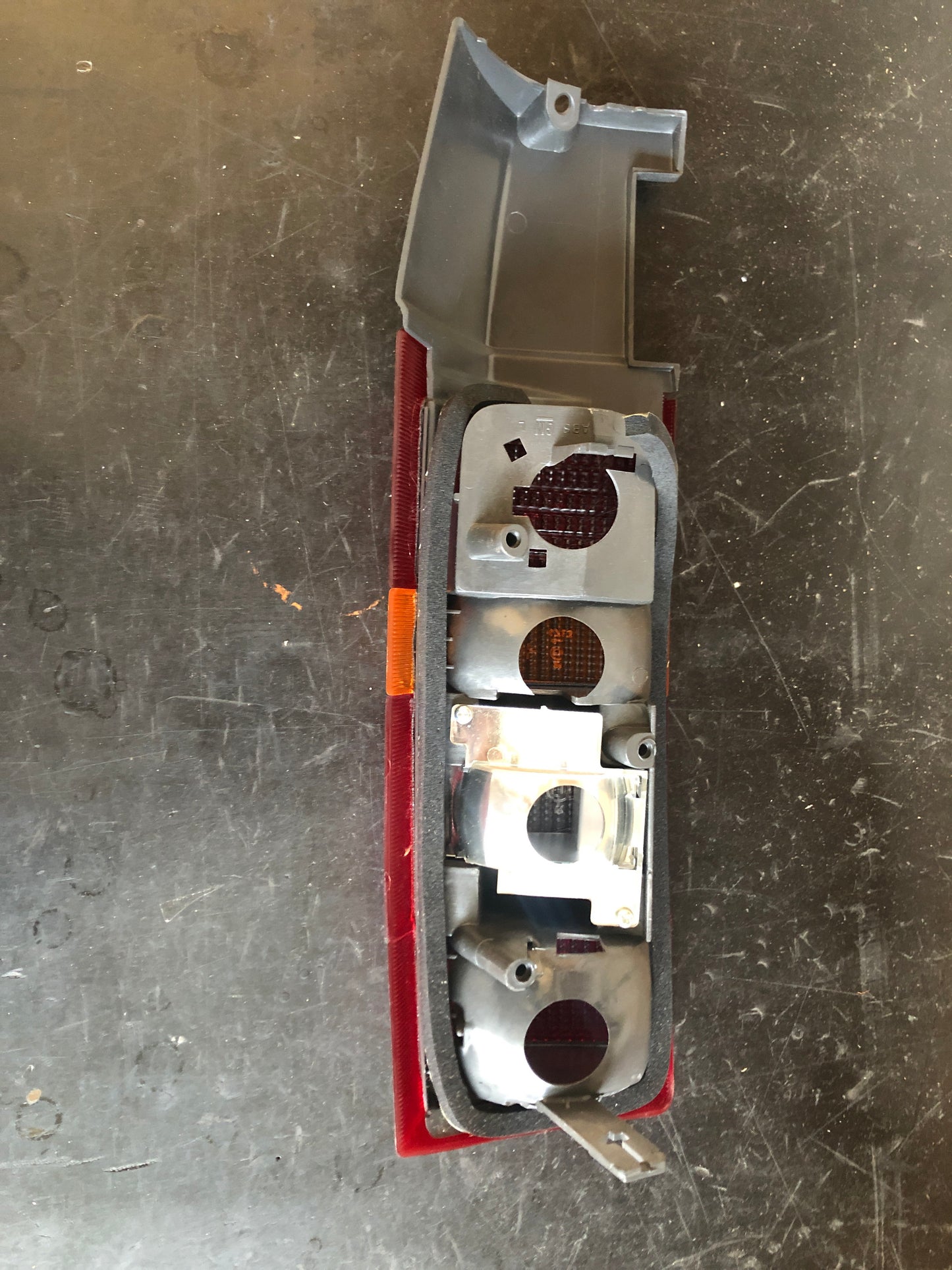 Original GM Opel Kadett E Combo Astra Rücklicht Gehäuse Neu
