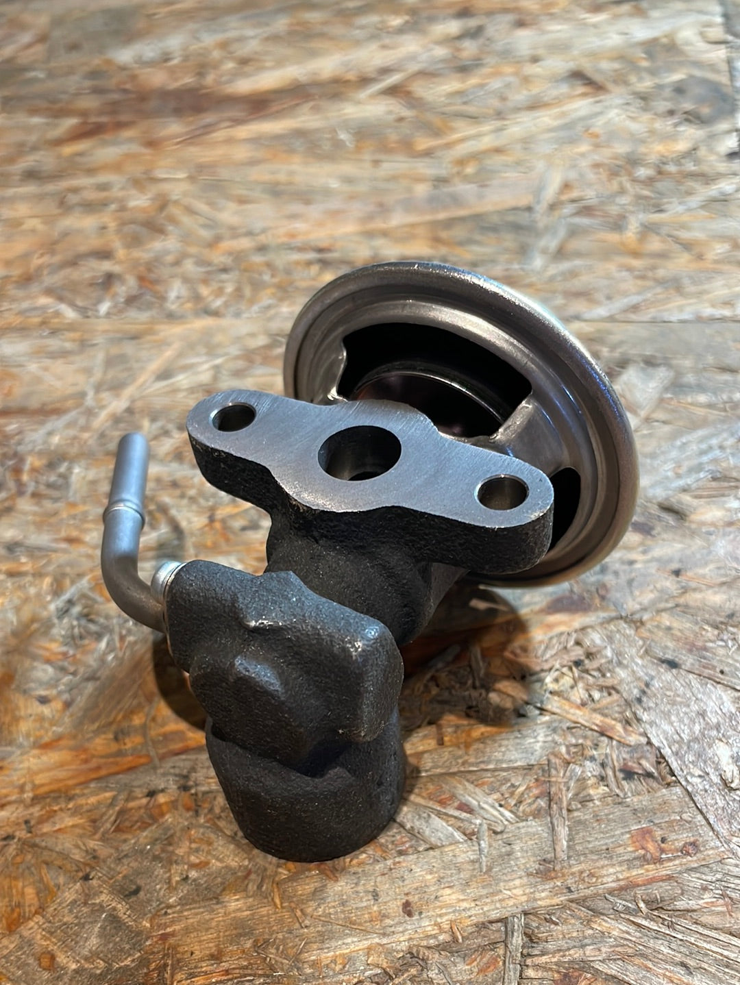 Original GM Opel Monterey 3,2l Abgasrückführungsventil Neu