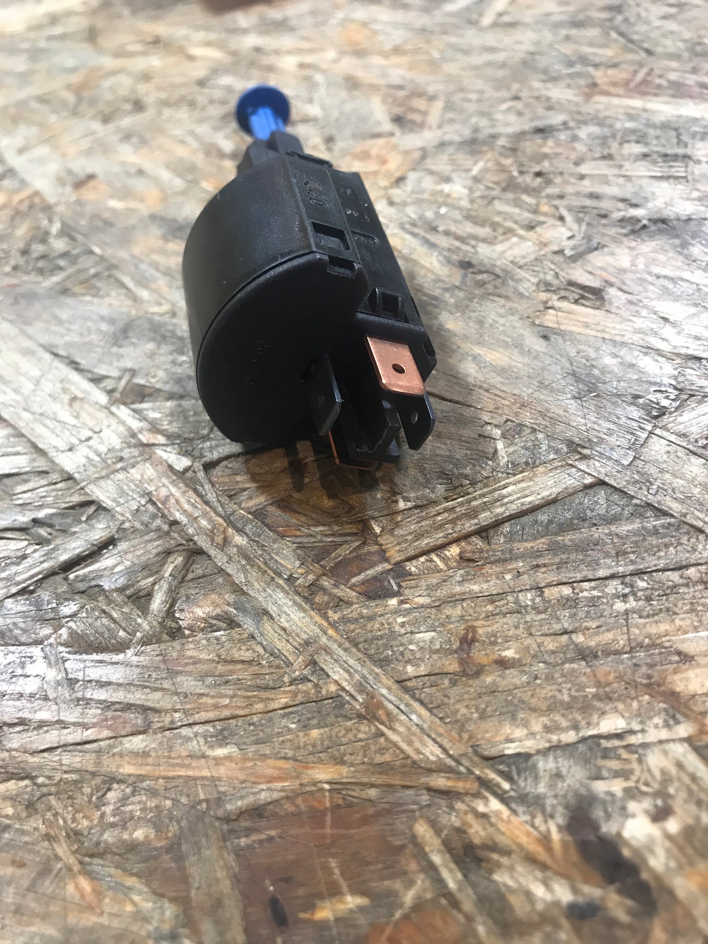 Original Opel Vectra B Bremslichtschalter NEU