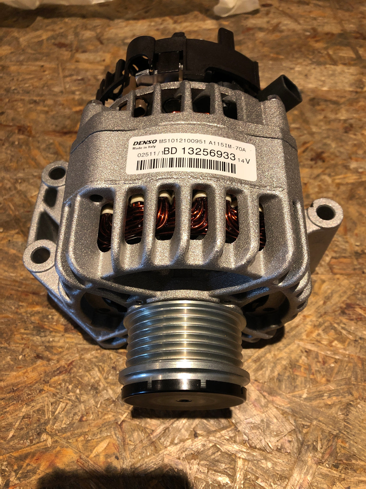 Original Opel Corsa D Lichtmaschine Neu