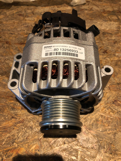Original Opel Corsa D Lichtmaschine Neu