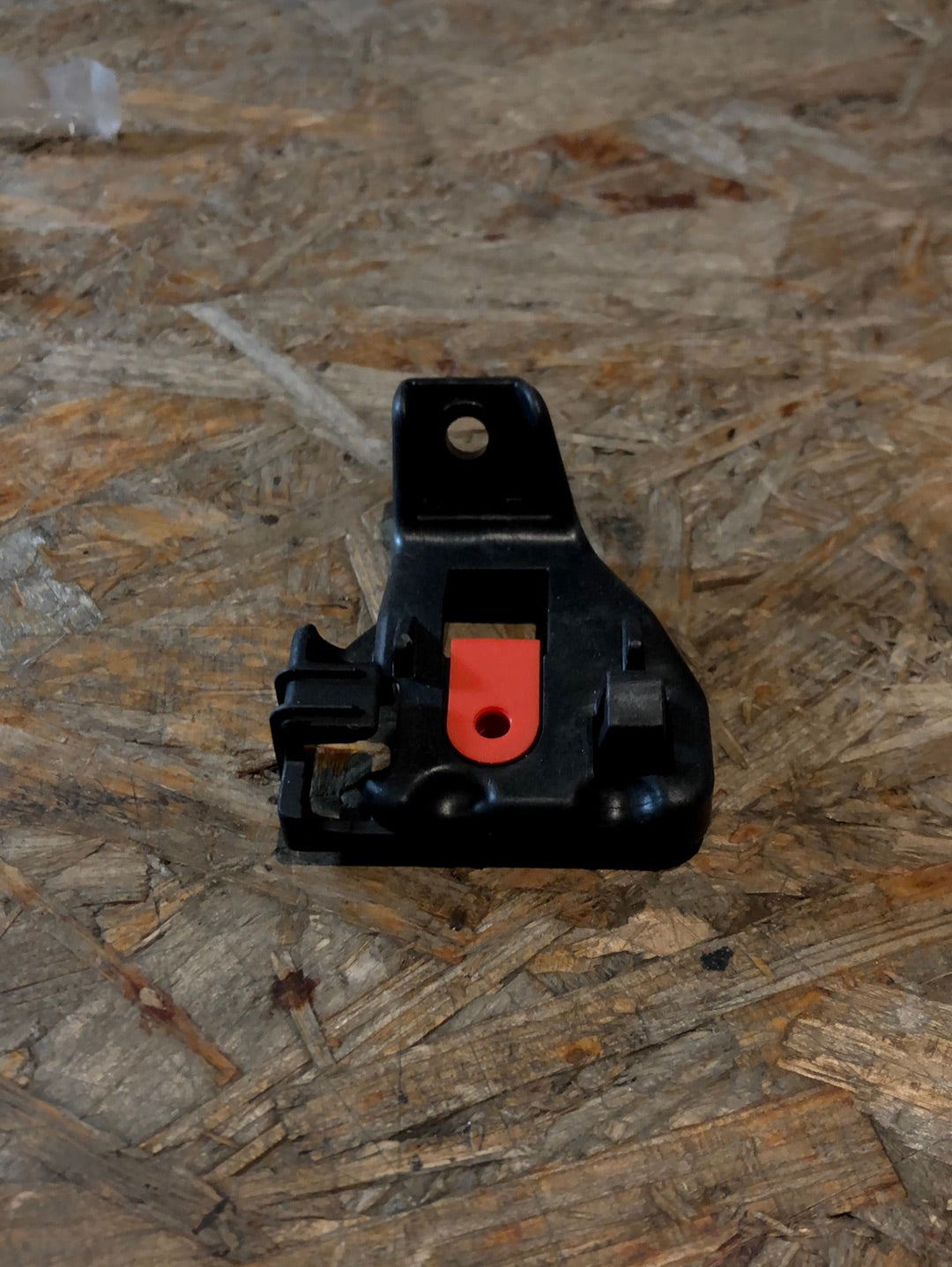 Original GM Opel Astra H Stütze Stoßfänger hinten rechts Neu