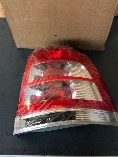 Original GM Opel Zafira B Rückleuchte rechts Neu