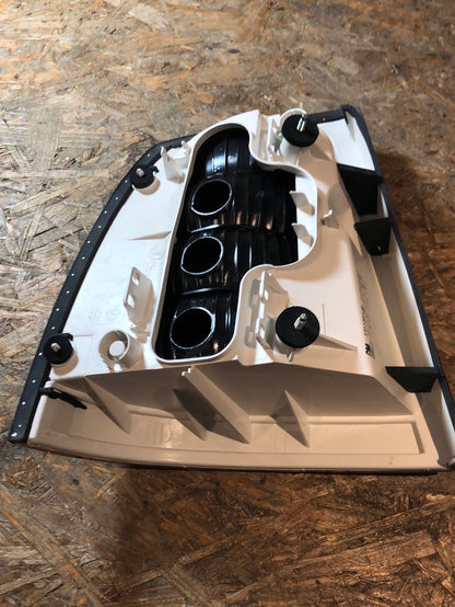 Original GM Opel Astra G Caravan Limousine T98 F69 1.6 Heckleuchte rechts Neu