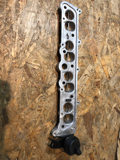 Original Opel Astra Zafira Ansaugbrücke Neu