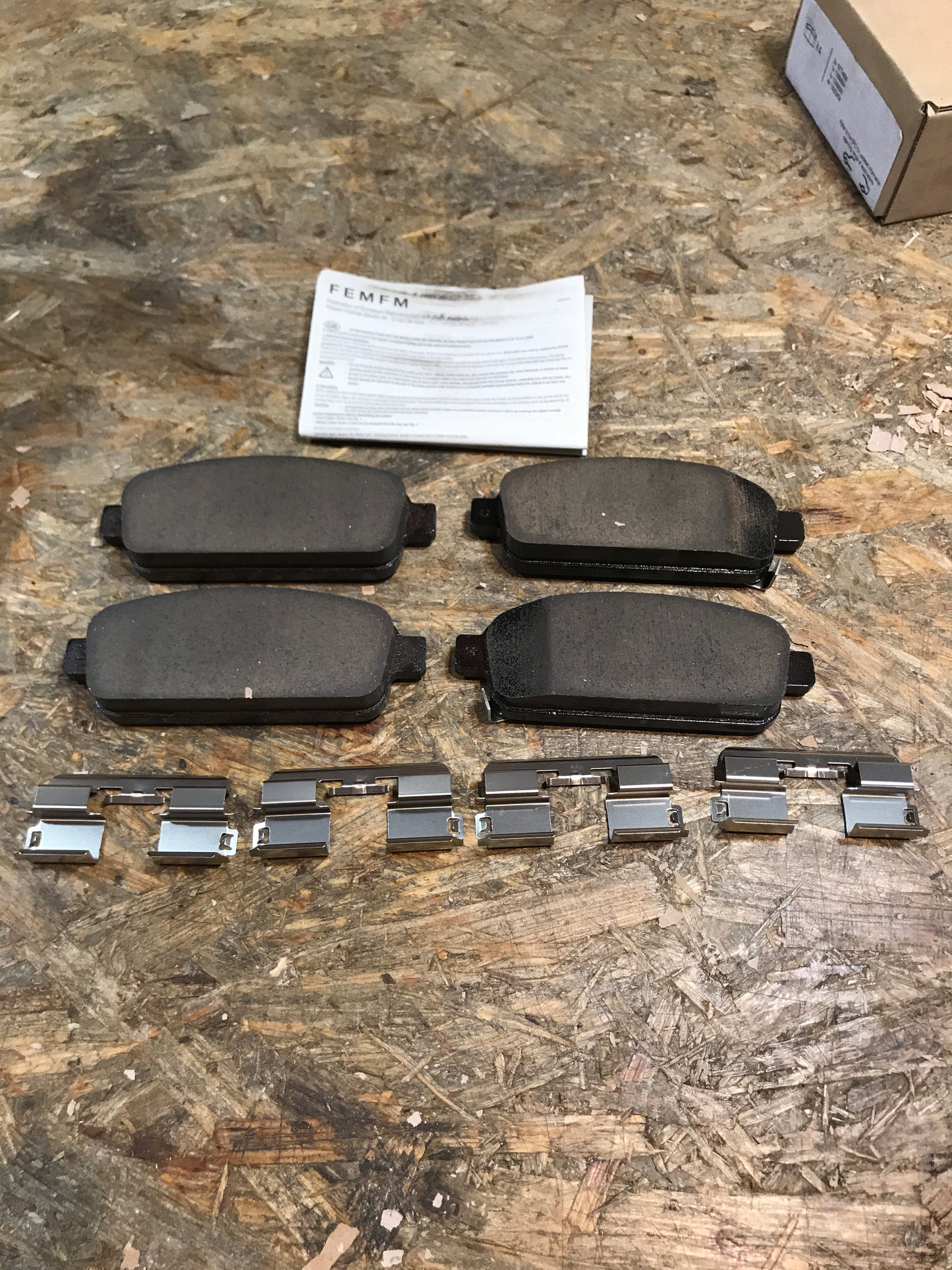 Original Opel Ampera Bremsklötze hinten NEU