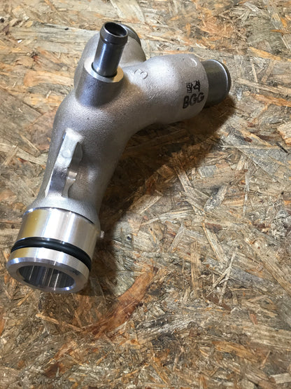 Original Opel Antara Rohr Wasserpumpe NEU