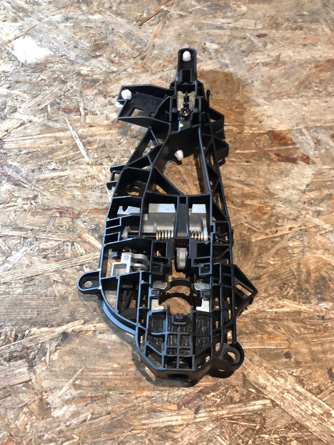 Original GM Opel Astra K Halterung Türgriff vorne links Neu