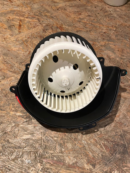 Original GM Opel Astra H Elektromotor Innenraumgebläse Heizungsgebläse Neu