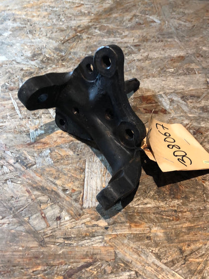 Original GM Opel Olympia Rekord B Achsschenkel rechts vorne Neu