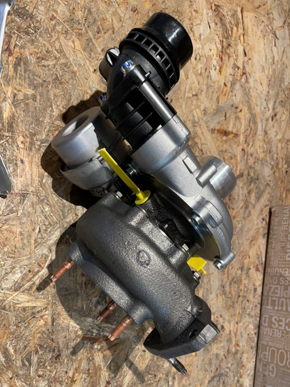 Original GM Opel Vivaro 1,6 CDTI Turbolader Neu