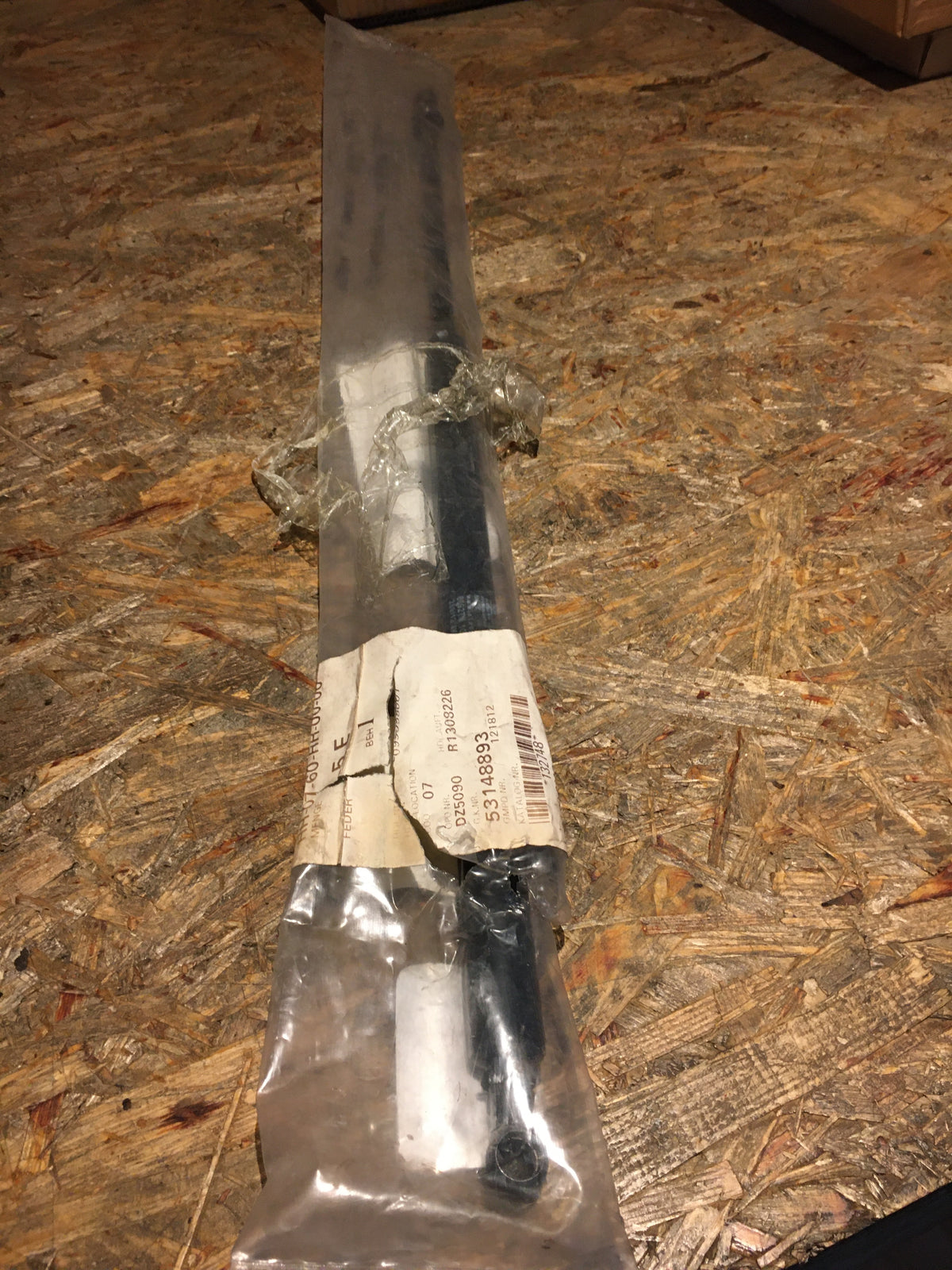 Original Vectra C Cravan Kombi Druckfeder Hecklappe Rechts NEU