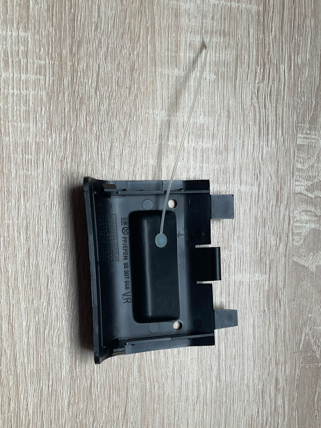 Original GM Opel Vectra A Kappe vorne rechts schwarz Steinschlagschutz Neu