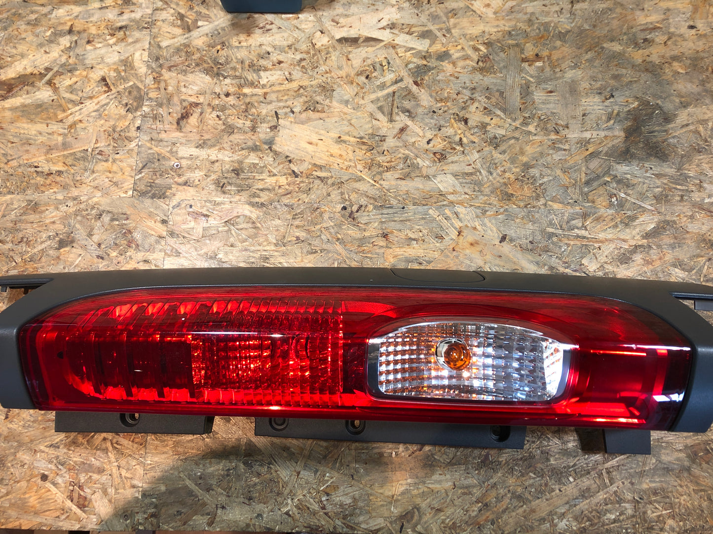 Original Opel Vivaro A Rückleuchte rechts Neu