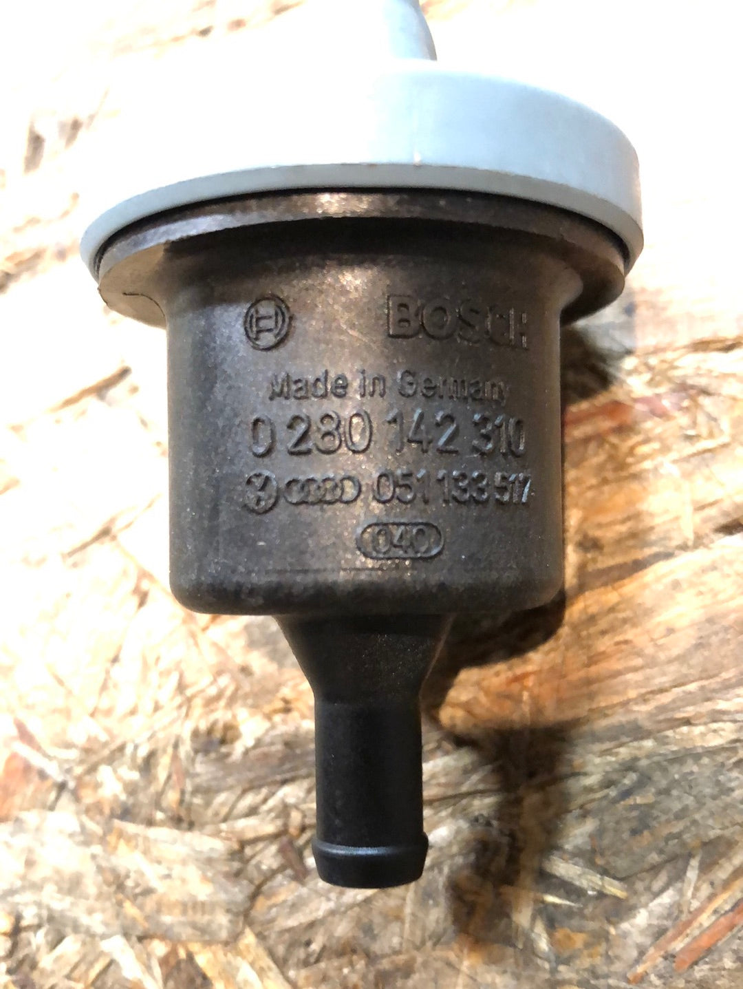 Original VW Polo 6N1 Golf 3 Seat Ibiza Tankentlüftungsventil Neu