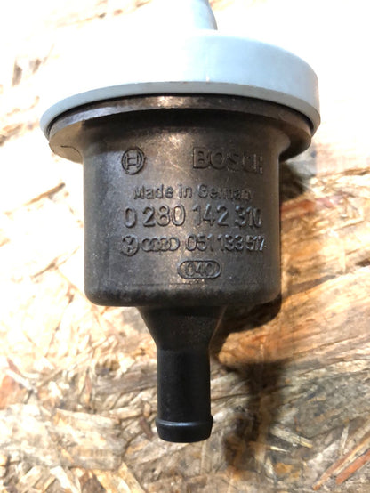 Original VW Polo 6N1 Golf 3 Seat Ibiza Tankentlüftungsventil Neu