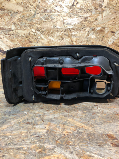 Original Mazda 323 Rückleuchte rechts