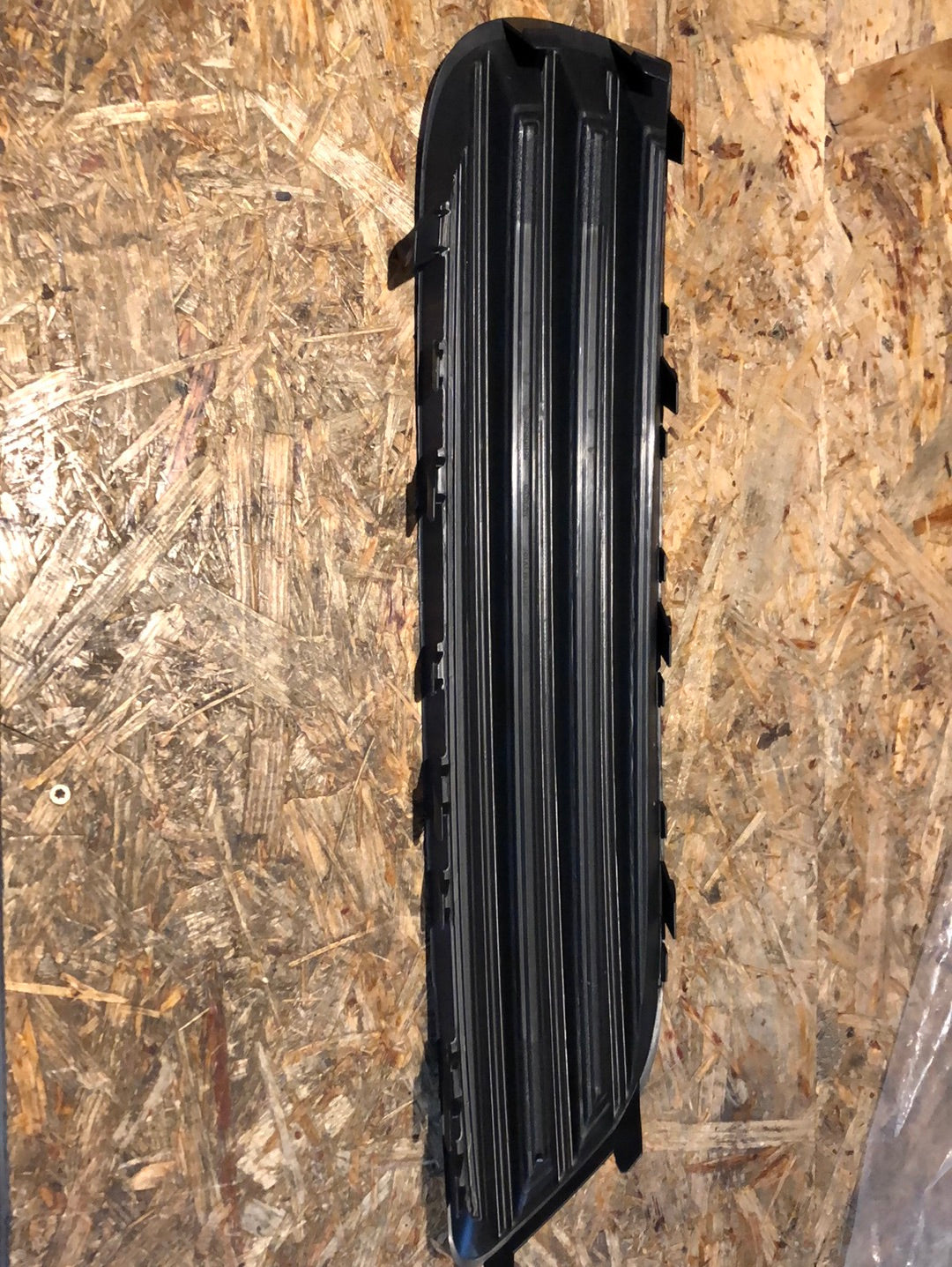 Original GM Opel Insignia A Blende Stoßstange vorne rechts Neu