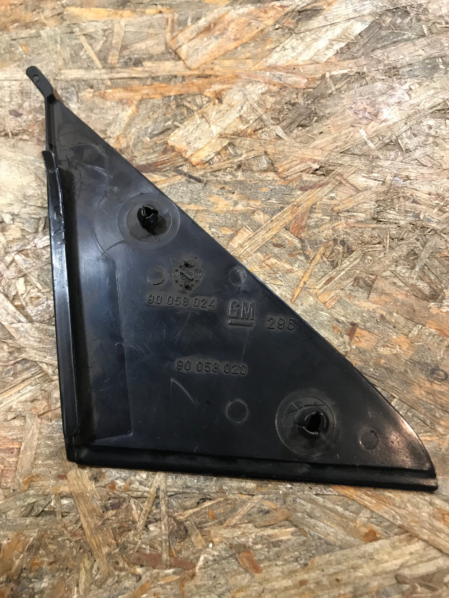 Original Opel Ascona C Spiegelecke vorne rechts NEU