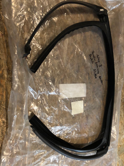 Original GM Opel Astra J Fensterführung hinten rechts Neu