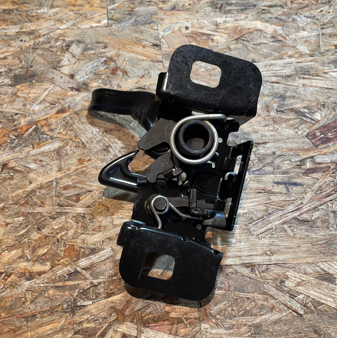 Original GM Opel Astra J Motorhaubenschloss Neu