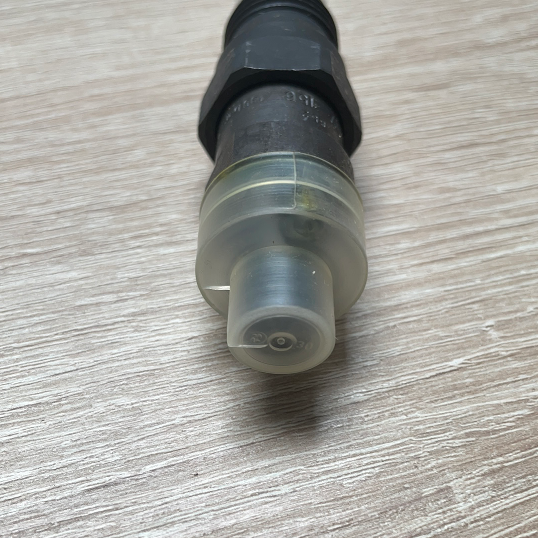Original GM Opel Ascona C Kadett E 1,6D Einspritzventil Injektor Neu