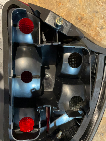 Original GM Opel Tigra A Rückleuchte hinten links Hersteller Valeo Neu