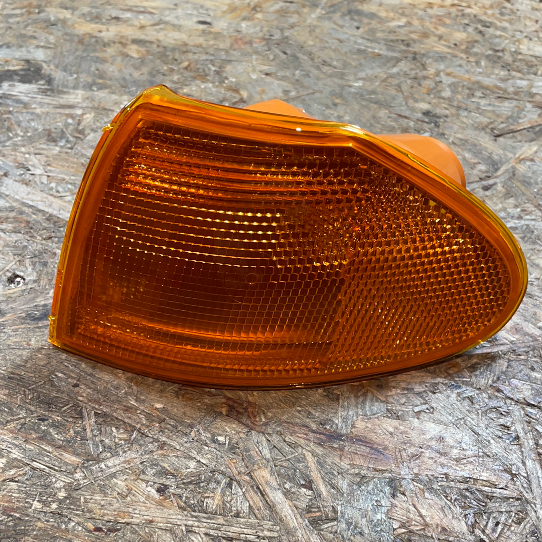 Original GM Opel Astra F Blinker vorne links Neu