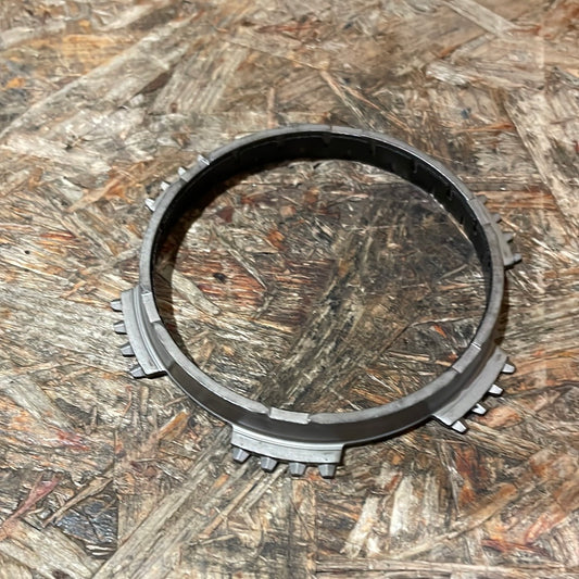 Original GM Opel Adam Corsa E Synchronring Eingangswelle Getriebe Neu