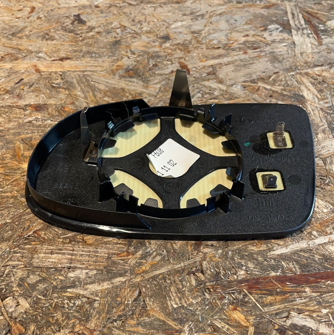 Original GM Opel Omega B Spiegelglas rechts Neu