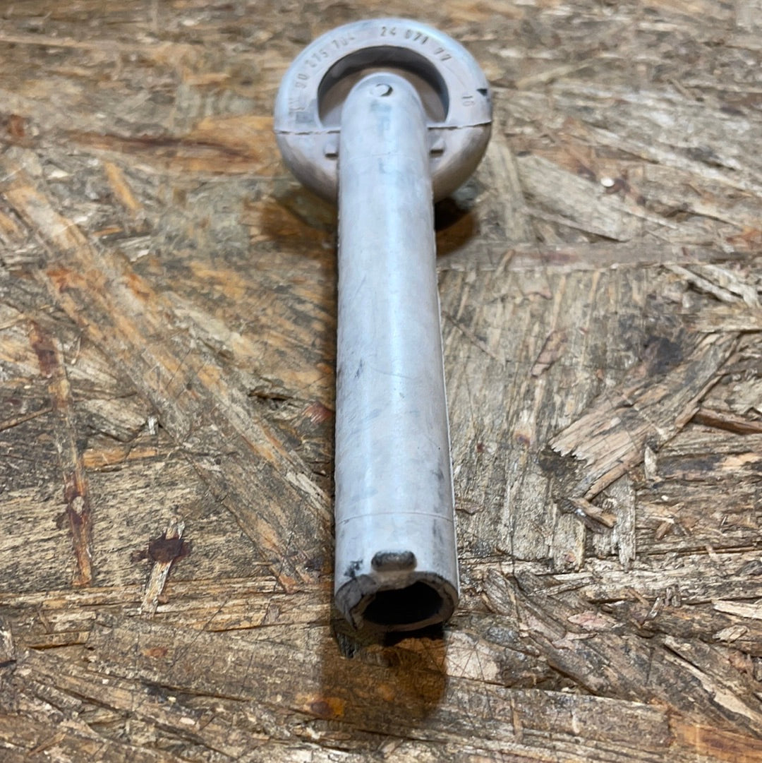 Original GM Opel Astra F Tülle Kabeldurchführung hinten Neu