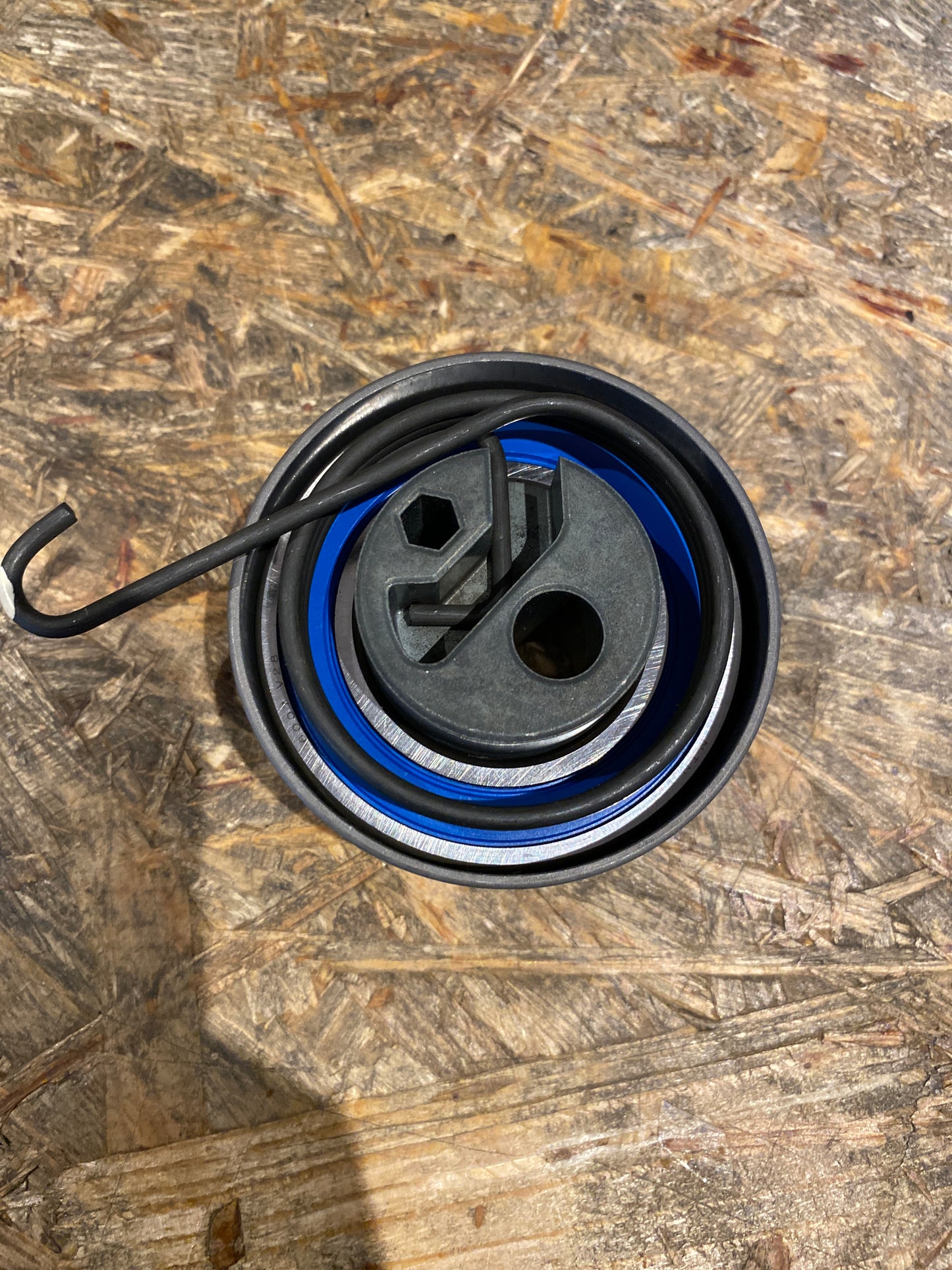 Original Opel Astra H / G / J, Zafira B , Corsa A D 1,7 DT Spannrolle Zahnriemen