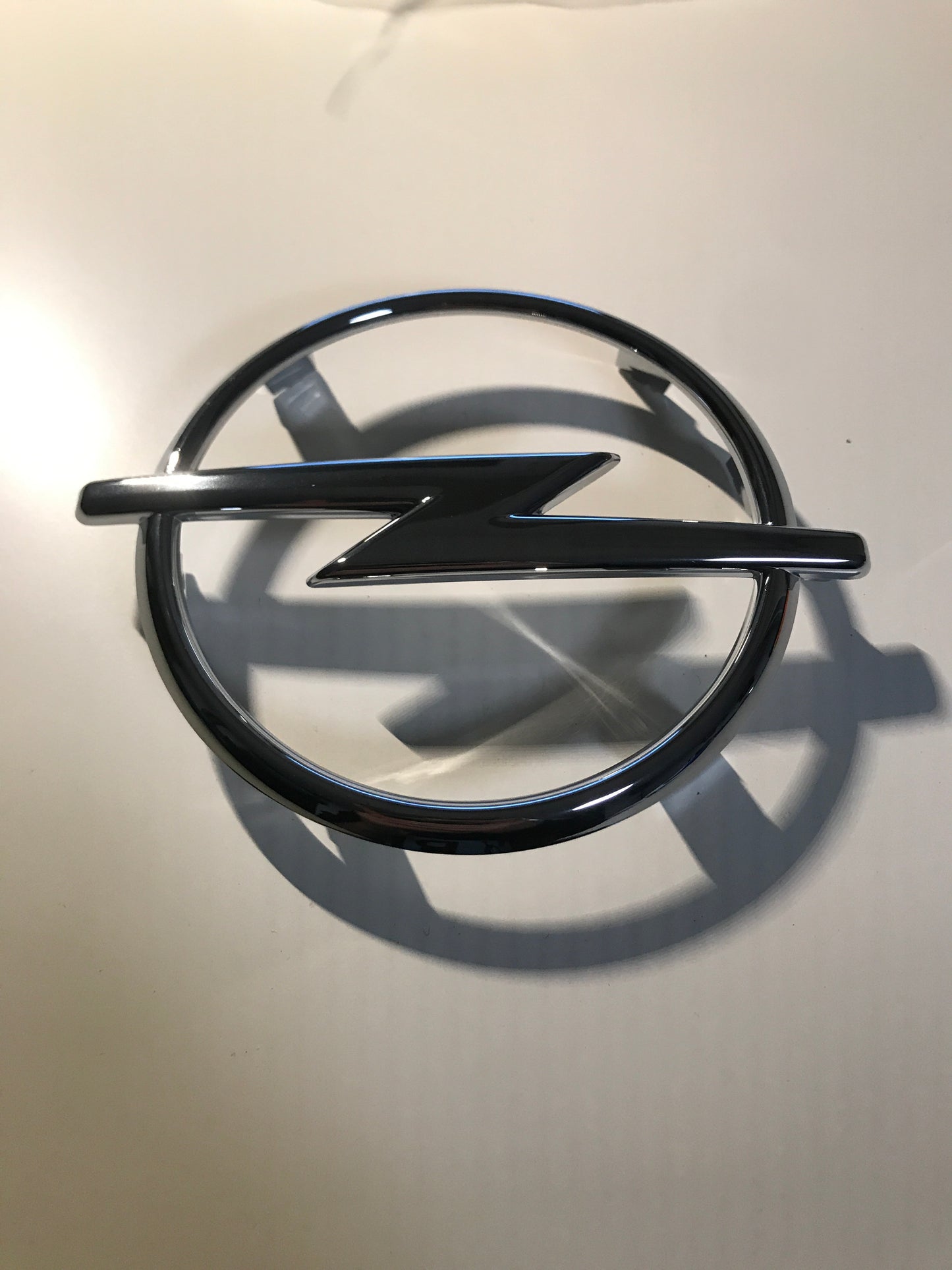 Original Astra G Zafira A Emblem Kühlergitter NeU