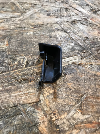 Original Opel Astra J Kappe Ecke Frontverkleidung Rechts NEU