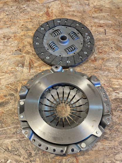 Original GM Opel Omega A 18NV Kupplungssatz Neu