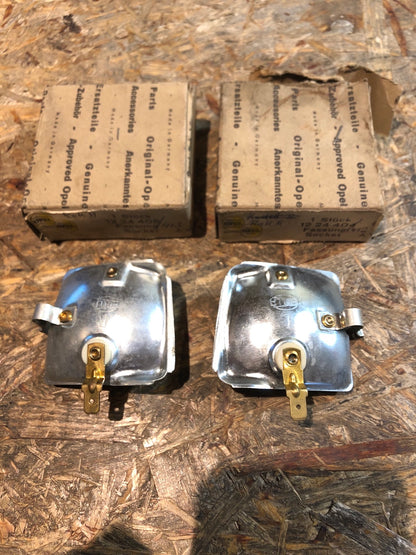 Original Opel Rekord A Kapitän Reflektor Rücklicht links rechts Neu