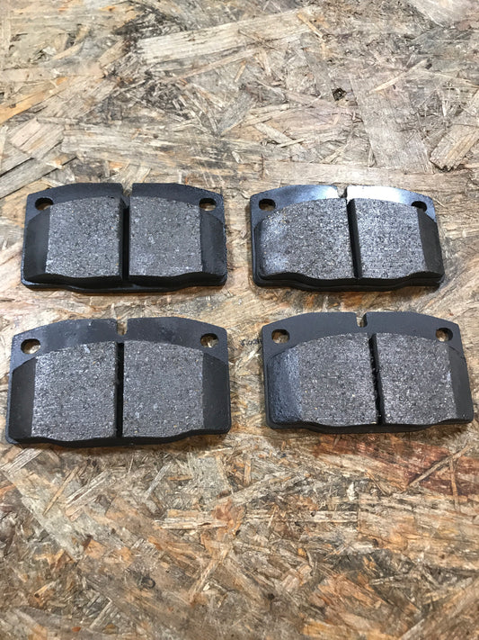 Original Opel Corsa A Omega A Bremsklötze vorne NEU